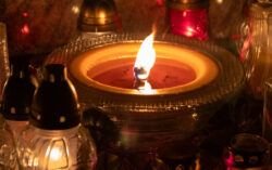 Odpusty za zmarłych w listopadzie